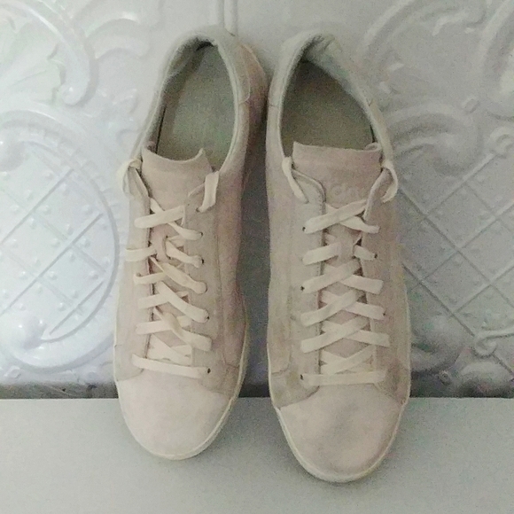 Adidas Court Vantage Originals Off white suede sneakers size 12 - Picture 3 of 8